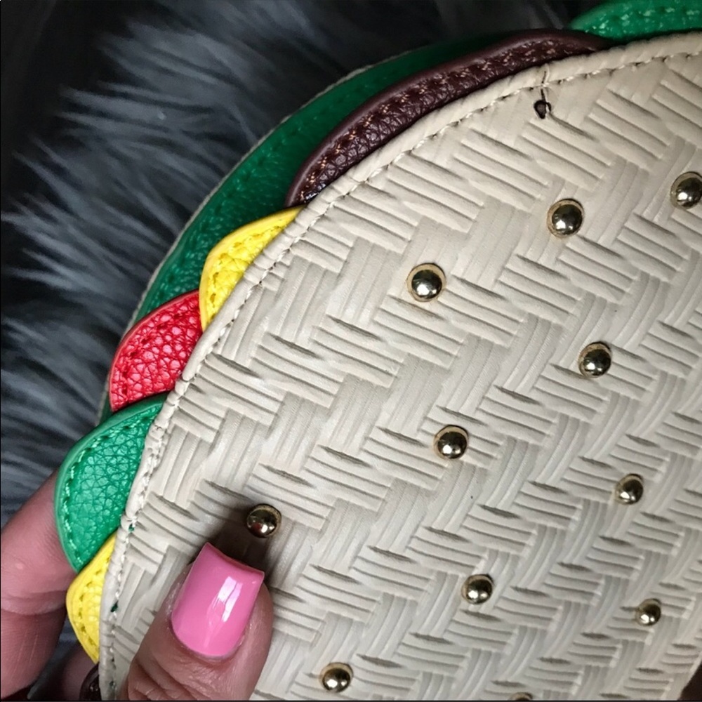 NWT 🌮 TACO TUESDAY CLUTCH • PURSE • CROSSBODY - Picture 6 of 8